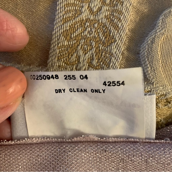 AGB-BYER. Pale Lilac/Silver Sparkling Top. Long sleeves. Silver buckle o… - Picture 9 of 10